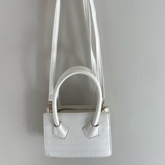 White croc purse - Picture 3 of 7